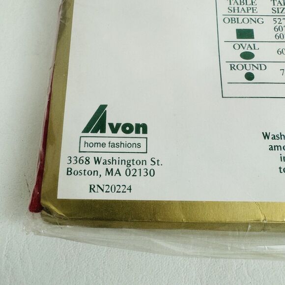 Vintage Royal Christmas Poinsettia Tablecloth 60”x104” Holiday Decor New - Picture 8 of 9